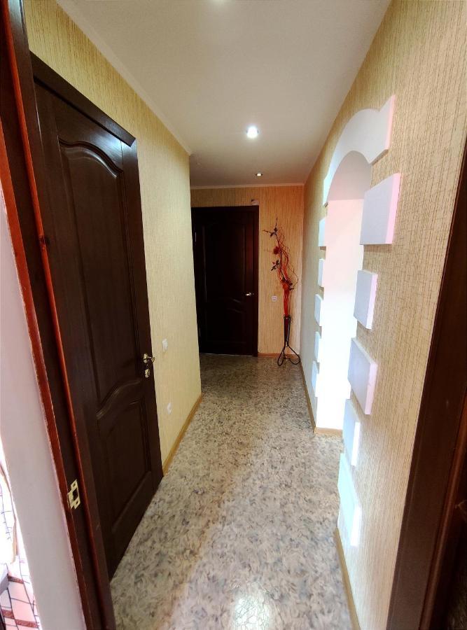 1 Комнатная Квартира Uralsk Exterior photo